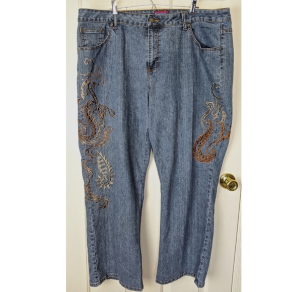 who makes westport jeans
